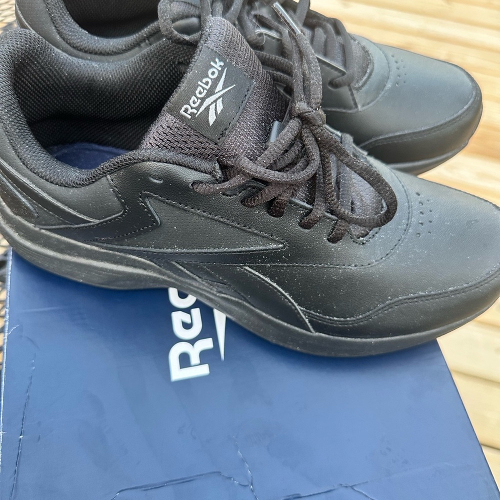 Reebok Black Athletic Shoes with Cushioned Midsole